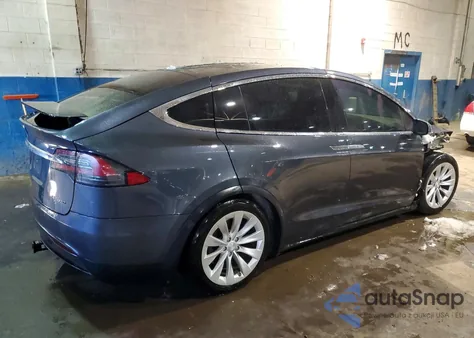 2016 Tesla Model X z USA, uszkodzony, nr VIN 5YJXCBE27GF004103